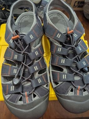 Keen Newport H2 Hybrid Sandals - Men's 13